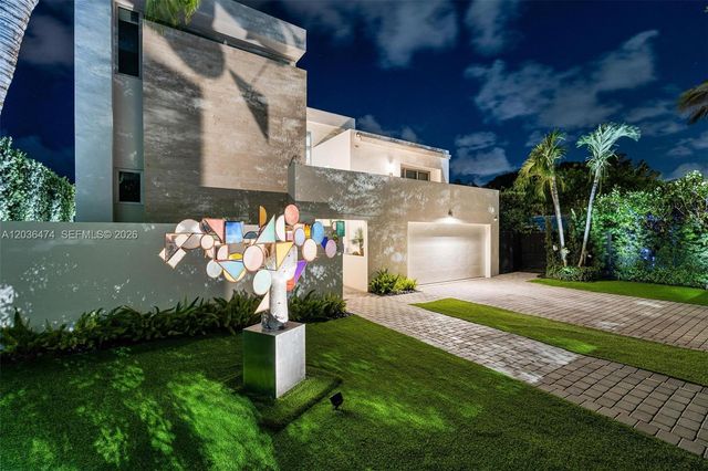 470 S Shore Dr, Miami Beach, FL 33141
