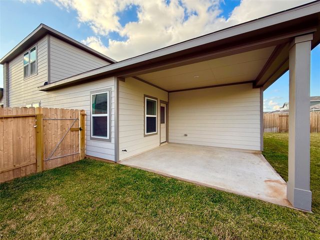 3931 Flora Field Drive, Brookshire, TX 77423