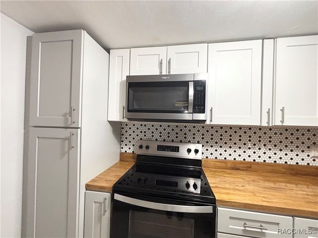 26 S Osceola Street, Beverly Hills, FL 34465