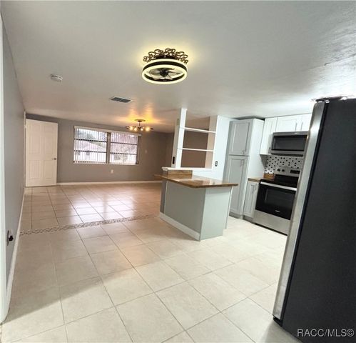 26 S Osceola Street, Beverly Hills, FL 34465