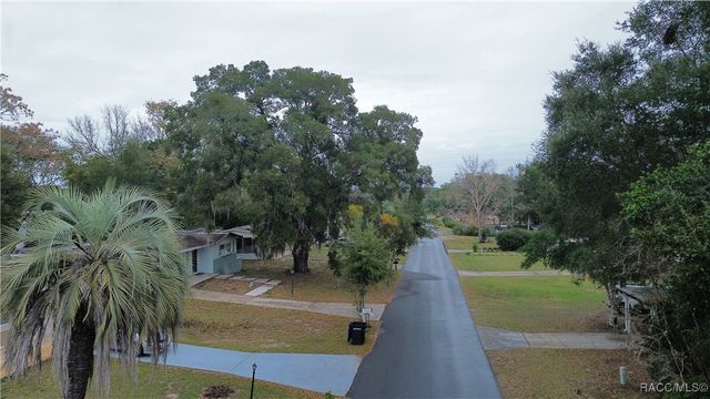 26 S Osceola Street, Beverly Hills, FL 34465