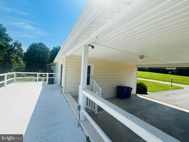 6942 LINGANORE RD, Frederick, MD 21701