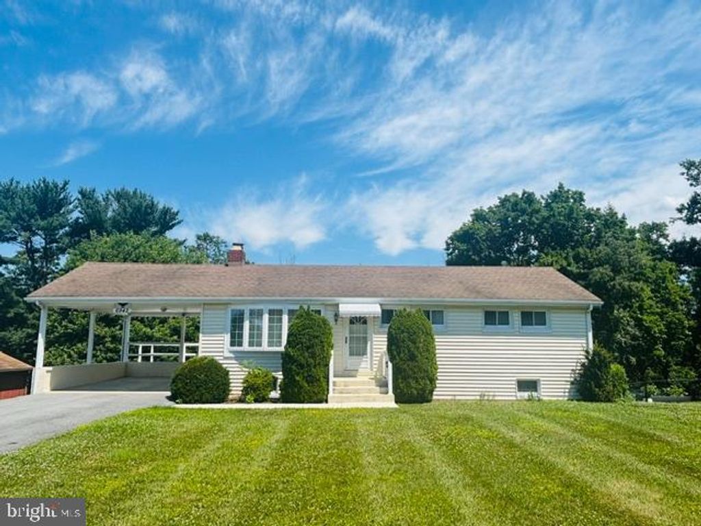 6942 LINGANORE RD, Frederick, MD 21701