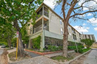 101 Stratford 104, Houston, TX 77006