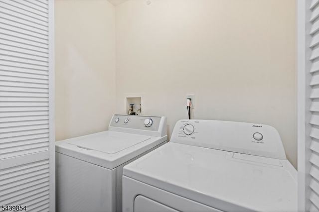 3804 Vroom Dr, Bridgewater Twp., NJ 08807
