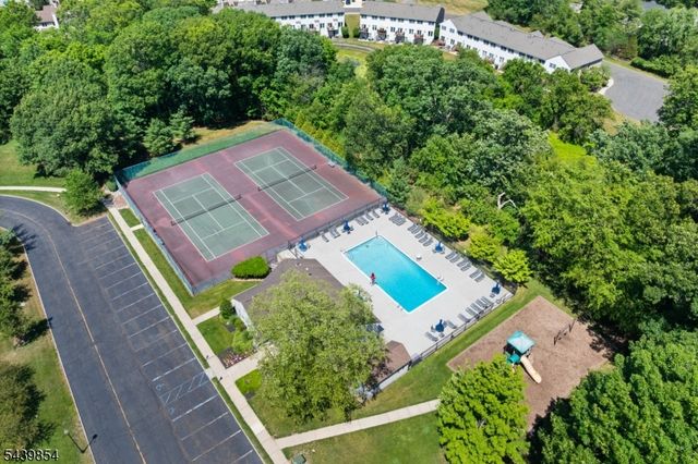 3804 Vroom Dr, Bridgewater Twp., NJ 08807