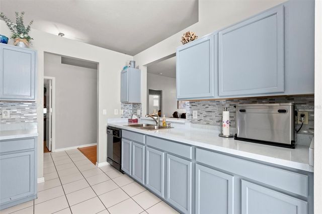 1030 SUMMER BREEZE DRIVE, Brandon, FL 33511