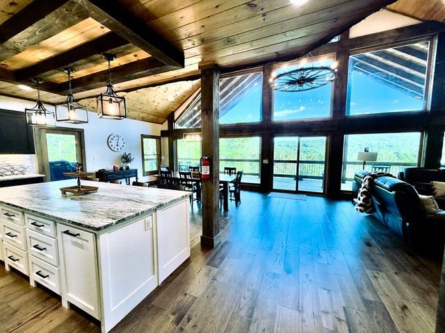540 Weaver Creek Overlook, Blue Ridge, GA 30513