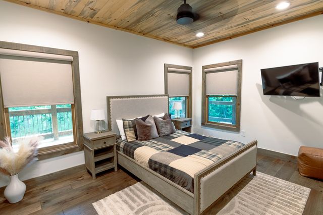 540 Weaver Creek Overlook, Blue Ridge, GA 30513