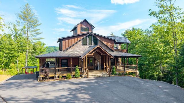540 Weaver Creek Overlook, Blue Ridge, GA 30513