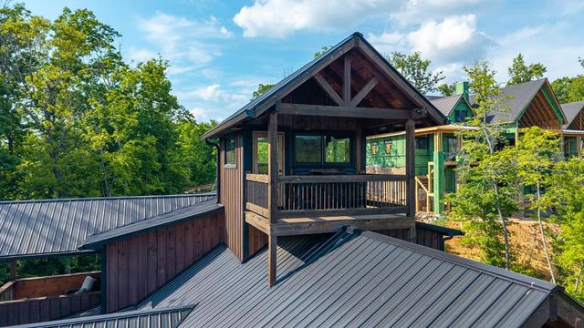 540 Weaver Creek Overlook, Blue Ridge, GA 30513