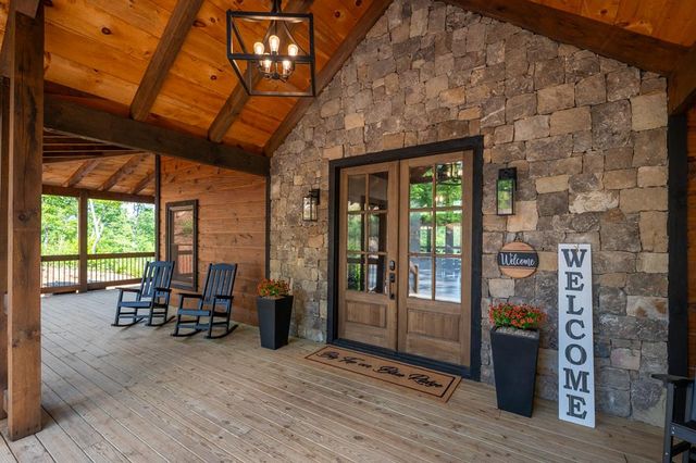 540 Weaver Creek Overlook, Blue Ridge, GA 30513