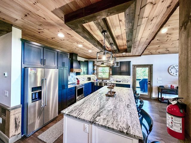 540 Weaver Creek Overlook, Blue Ridge, GA 30513