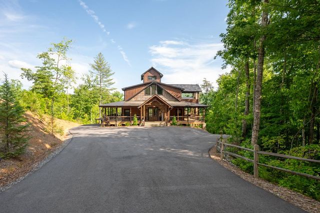 540 Weaver Creek Overlook, Blue Ridge, GA 30513