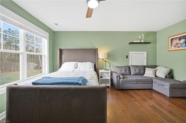 2525 Bodnar LN, Virginia Beach, VA 23456