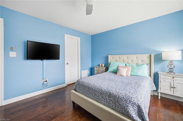 2525 Bodnar LN, Virginia Beach, VA 23456