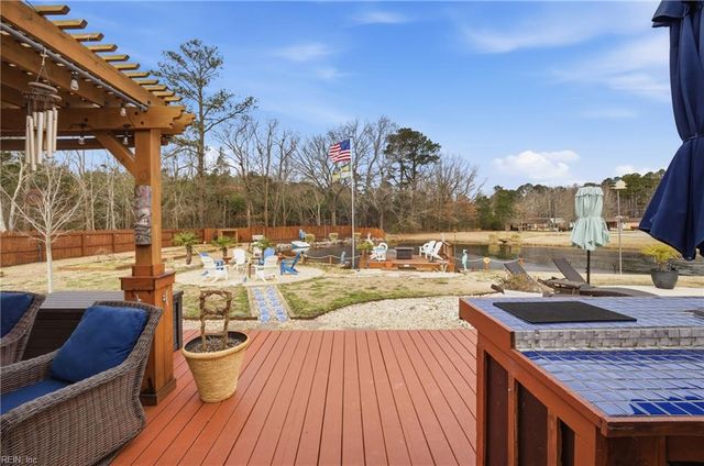 2525 Bodnar LN, Virginia Beach, VA 23456