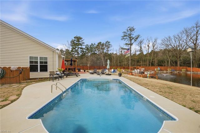 2525 Bodnar LN, Virginia Beach, VA 23456