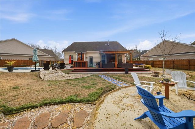 2525 Bodnar LN, Virginia Beach, VA 23456