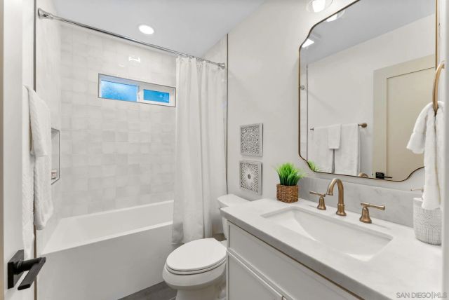 9185 Altamont Road, La Mesa, CA 91942