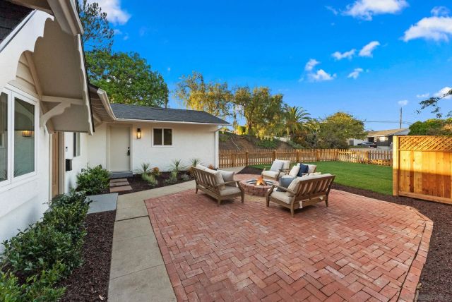 9185 Altamont Road, La Mesa, CA 91942