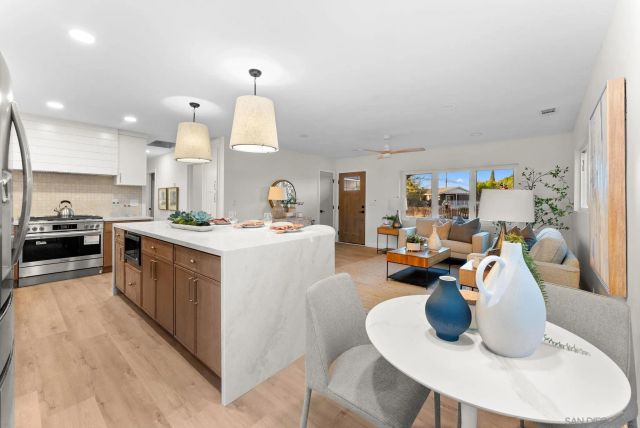 9185 Altamont Road, La Mesa, CA 91942