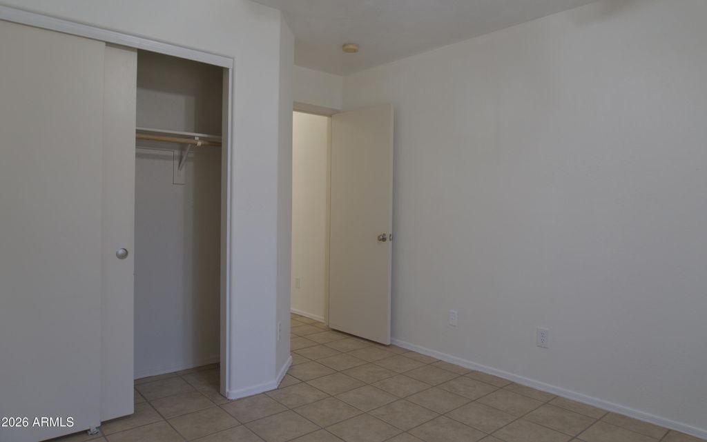 Image 10 of property listing at 8338 W Audrey Lane, Peoria, AZ 85382