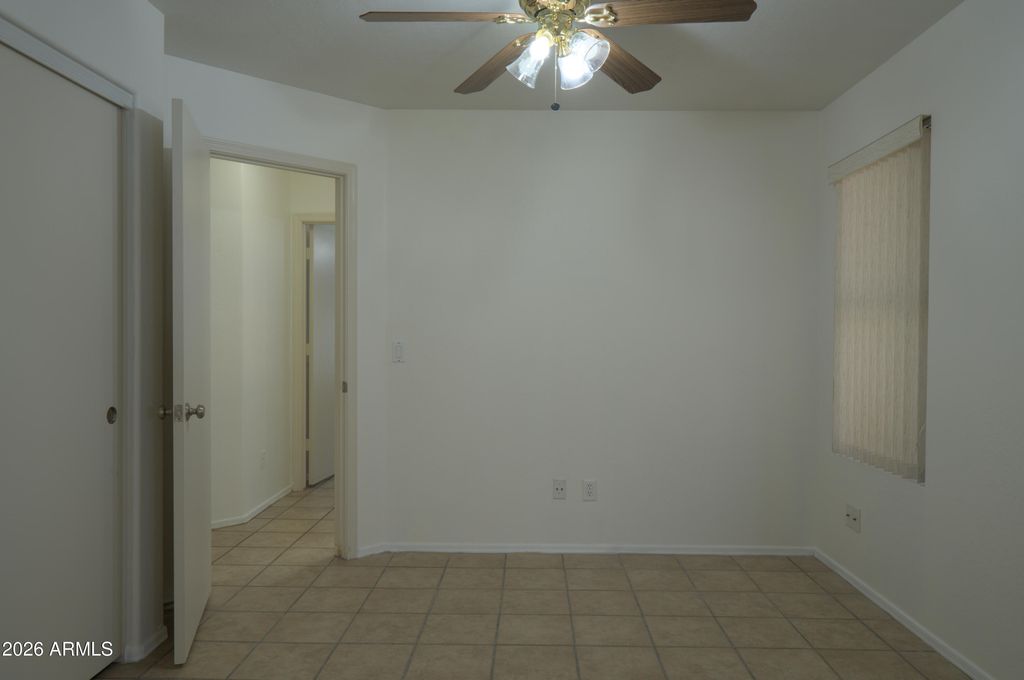 Image 12 of property listing at 8338 W Audrey Lane, Peoria, AZ 85382