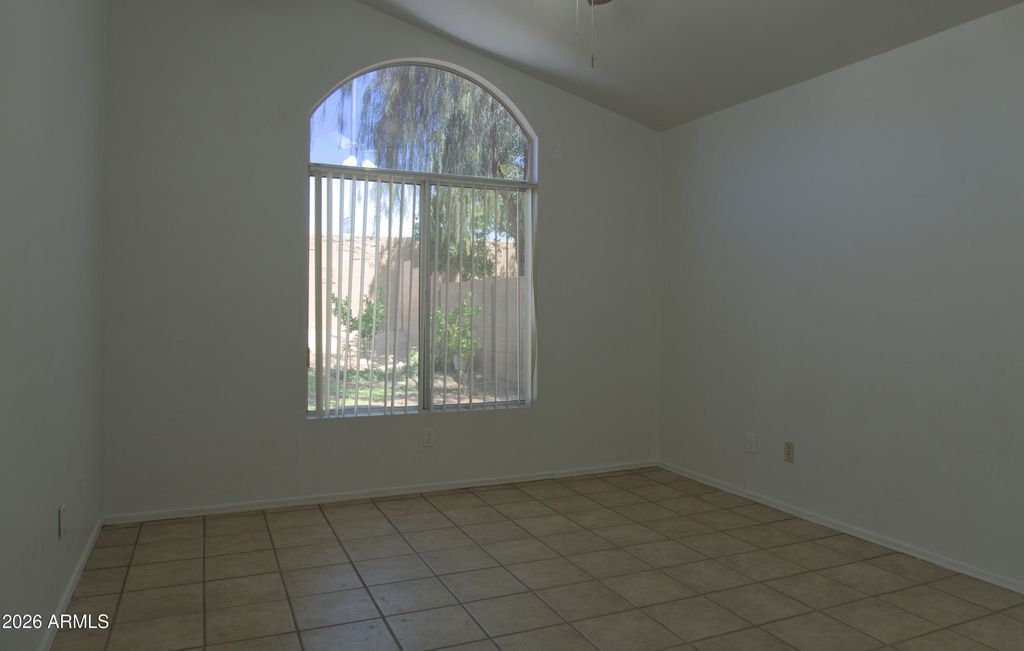 Image 14 of property listing at 8338 W Audrey Lane, Peoria, AZ 85382