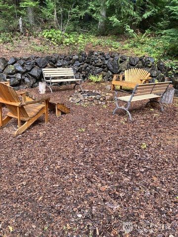 30 N Prospect Drive, Hoodsport, WA 98458