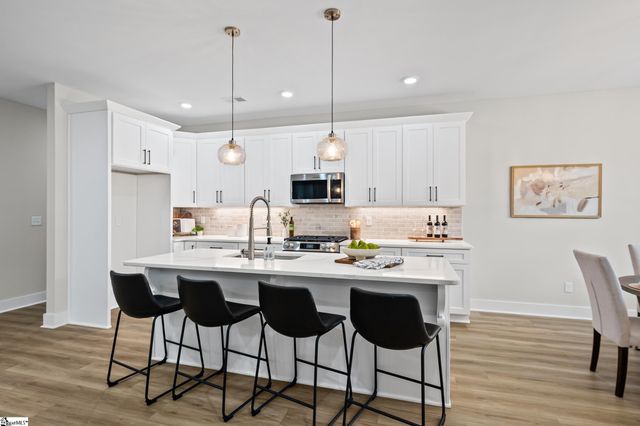 315 Lakefront Drive, Anderson, SC 29626