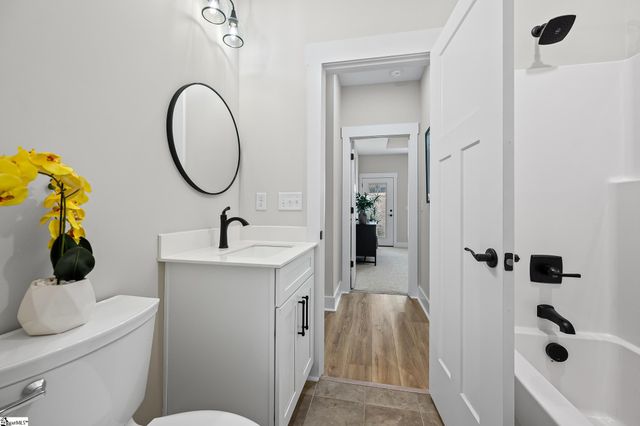 315 Lakefront Drive, Anderson, SC 29626