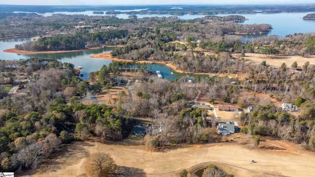 315 Lakefront Drive, Anderson, SC 29626