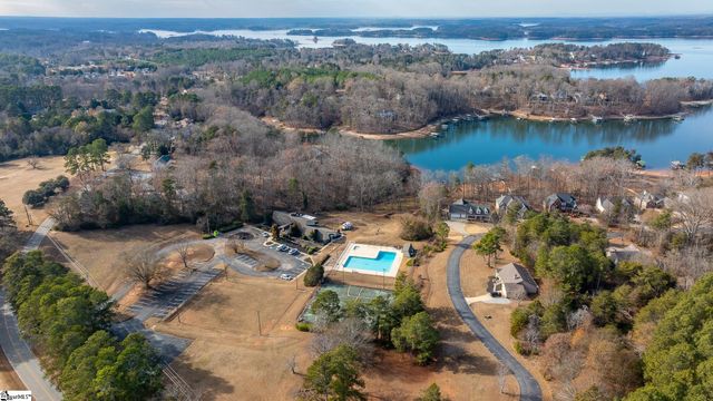 315 Lakefront Drive, Anderson, SC 29626