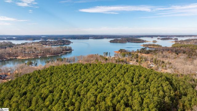 315 Lakefront Drive, Anderson, SC 29626