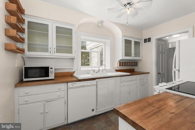 4326 CLAGETT RD, University Park, MD 20782