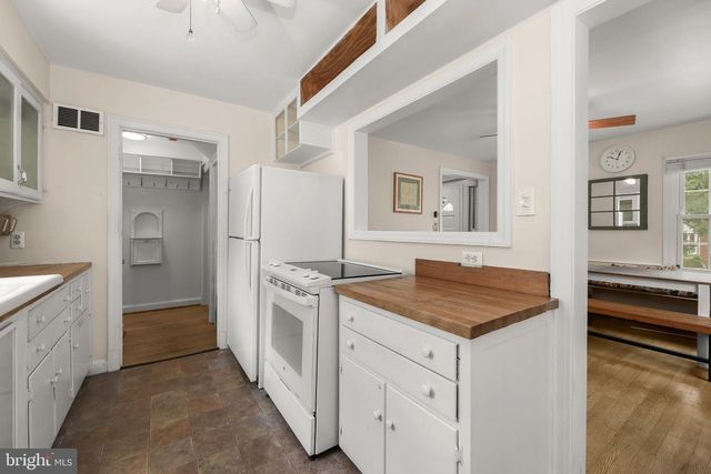 4326 CLAGETT RD, University Park, MD 20782
