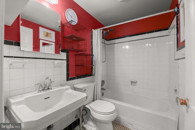 4326 CLAGETT RD, University Park, MD 20782