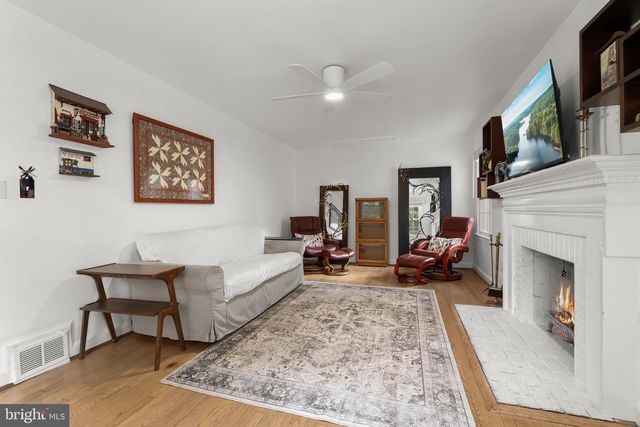 4326 CLAGETT RD, University Park, MD 20782