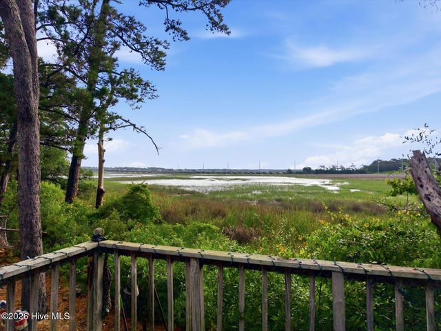 518 Norton Street, Oak Island, NC 28465