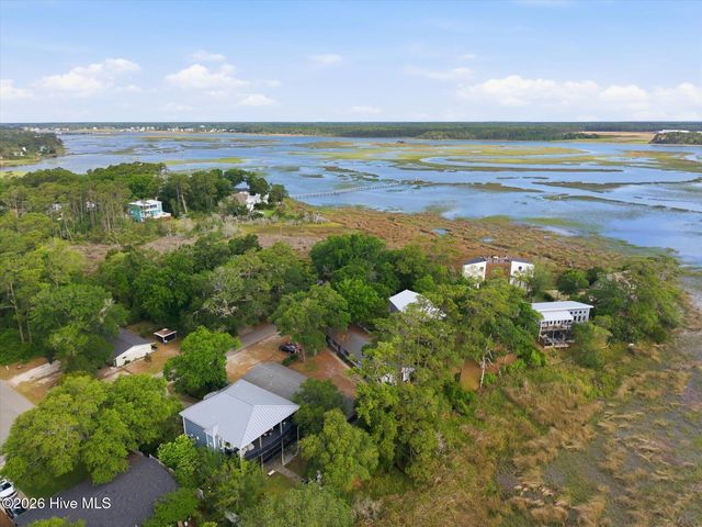 518 Norton Street, Oak Island, NC 28465