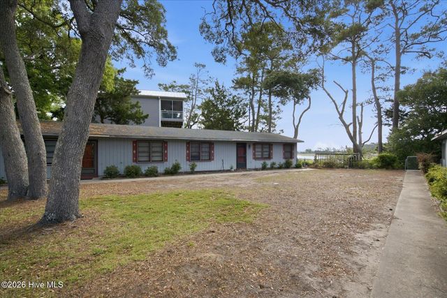 518 Norton Street, Oak Island, NC 28465