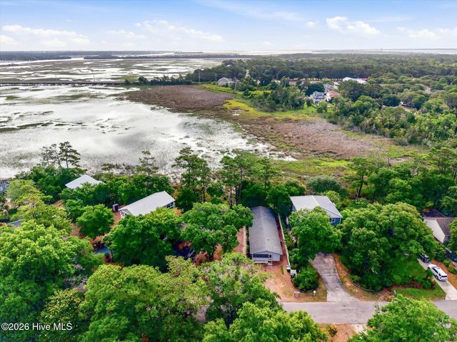 518 Norton Street, Oak Island, NC 28465