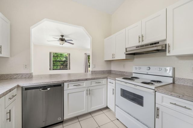 13835 49th Street N, West Palm Beach, FL 33411