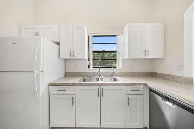 13835 49th Street N, West Palm Beach, FL 33411