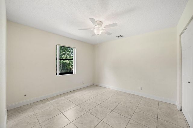 13835 49th Street N, West Palm Beach, FL 33411