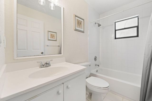 13835 49th Street N, West Palm Beach, FL 33411