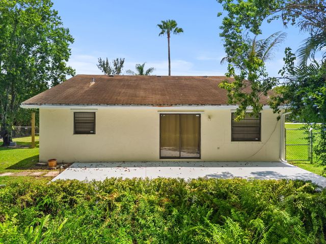13835 49th Street N, West Palm Beach, FL 33411