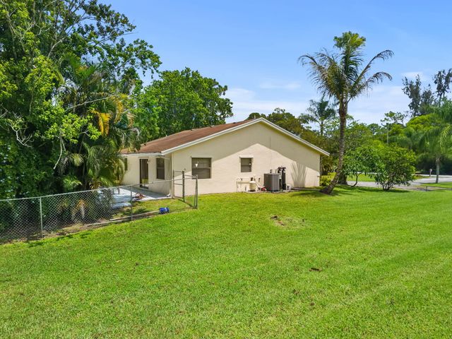 13835 49th Street N, West Palm Beach, FL 33411