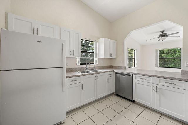 13835 49th Street N, West Palm Beach, FL 33411